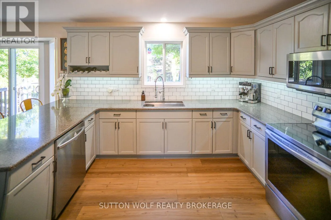 67 WILLOW CRESCENT
