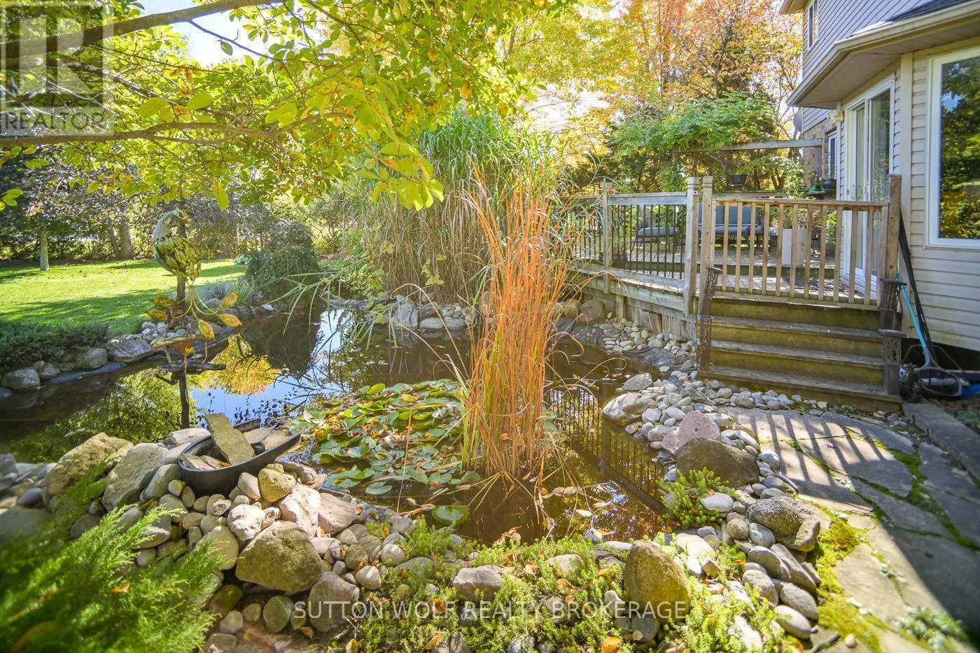 67 WILLOW CRESCENT
