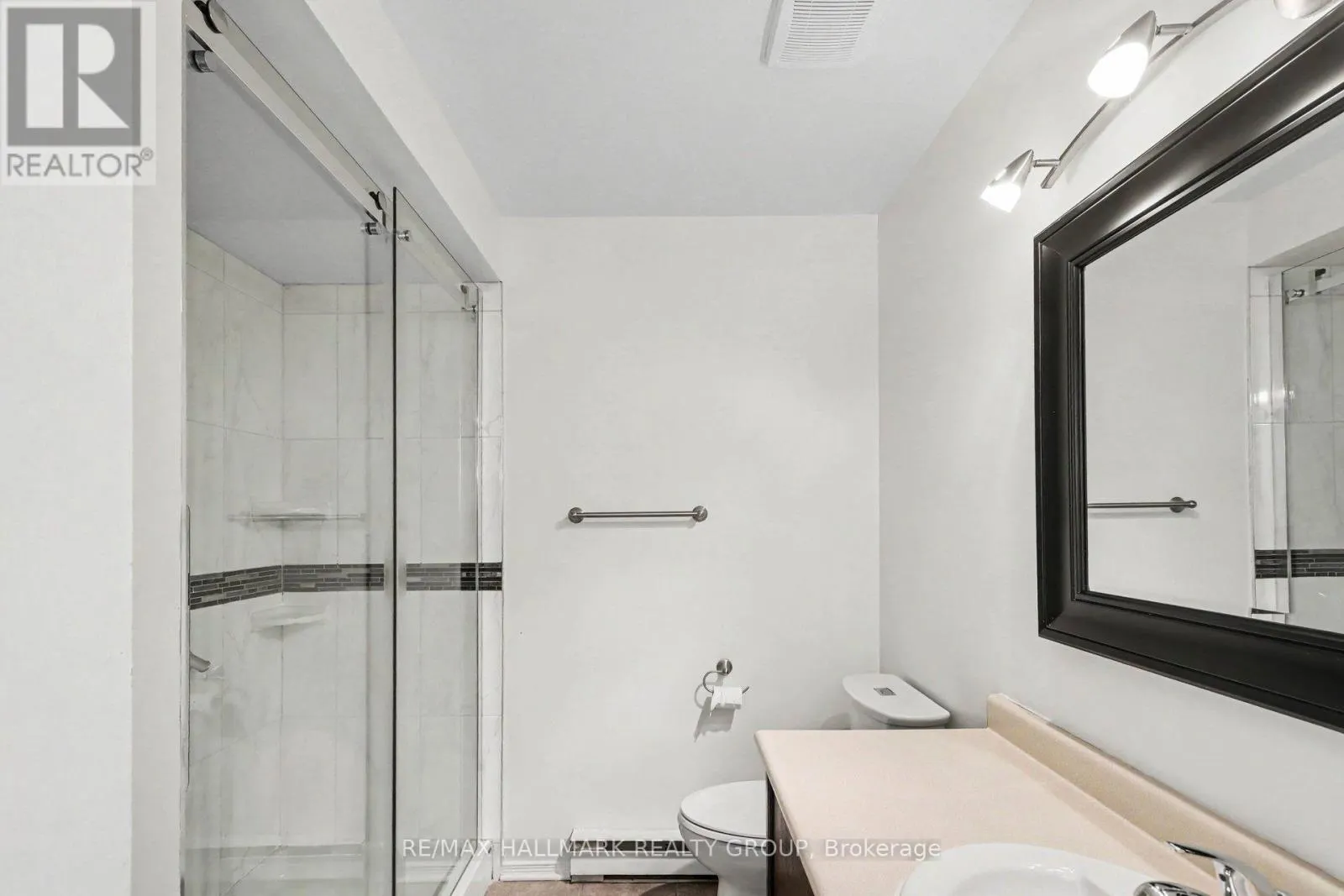 109 BRISTON PRIVATE