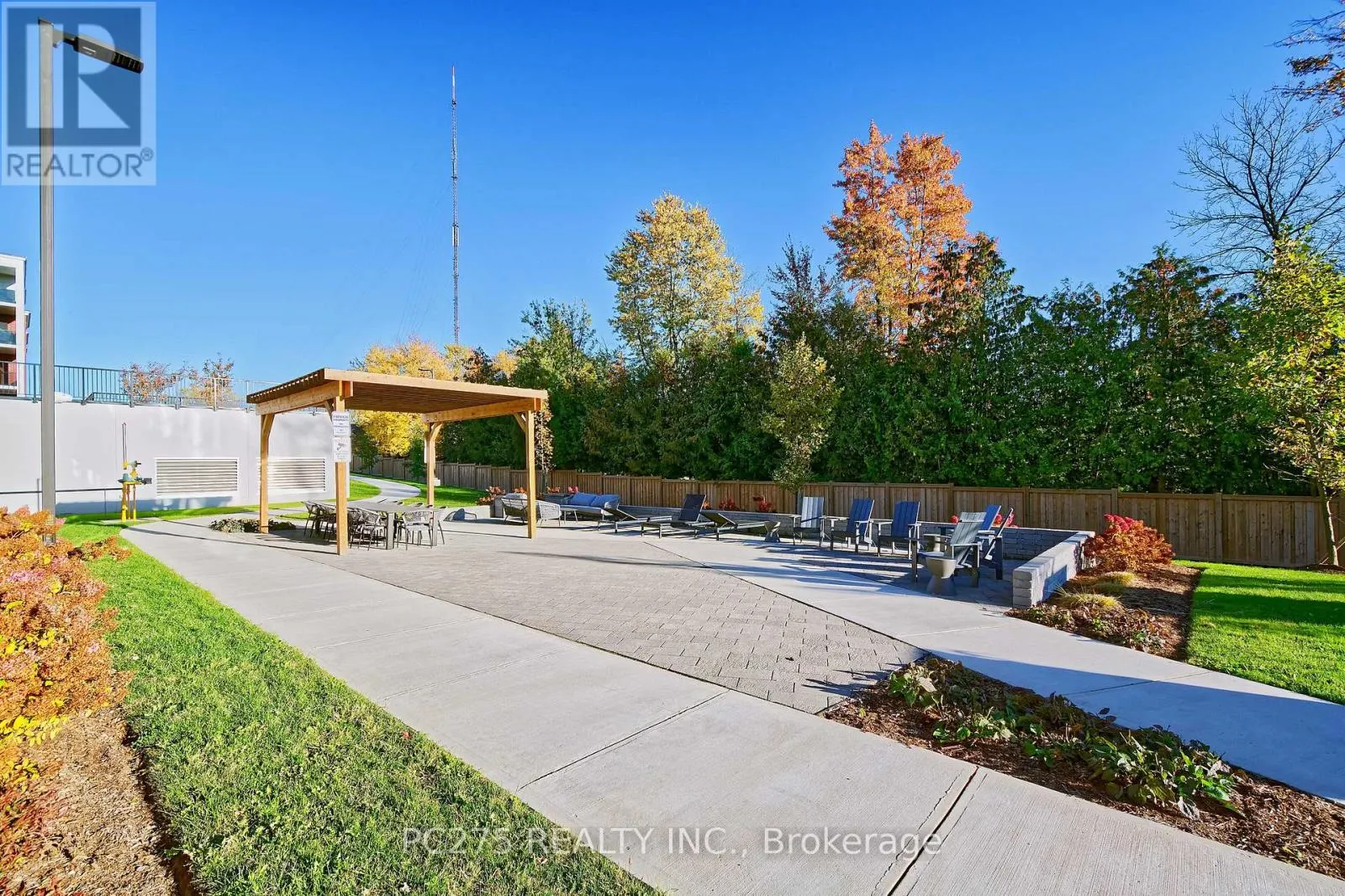 412 - 1975 FOUNTAIN GRASS DRIVE #412