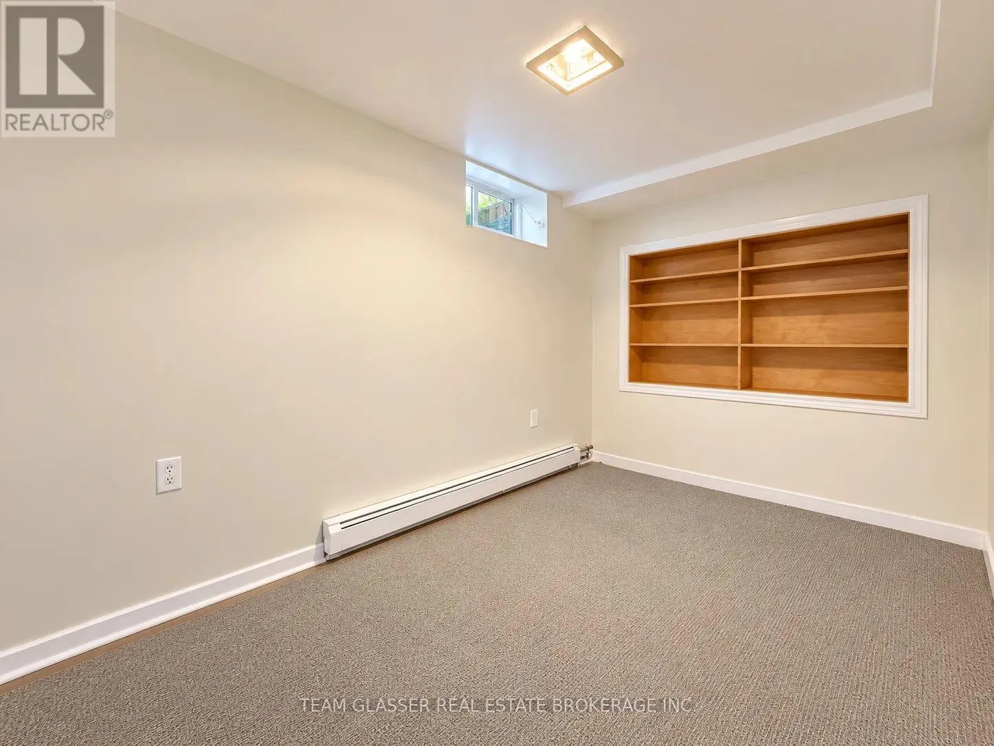 3 - 471 ENGLISH STREET #3