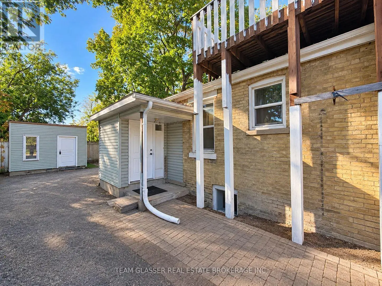 3 - 471 ENGLISH STREET #3