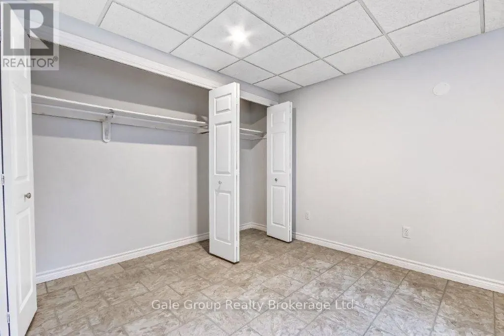 724 GARDEN COURT