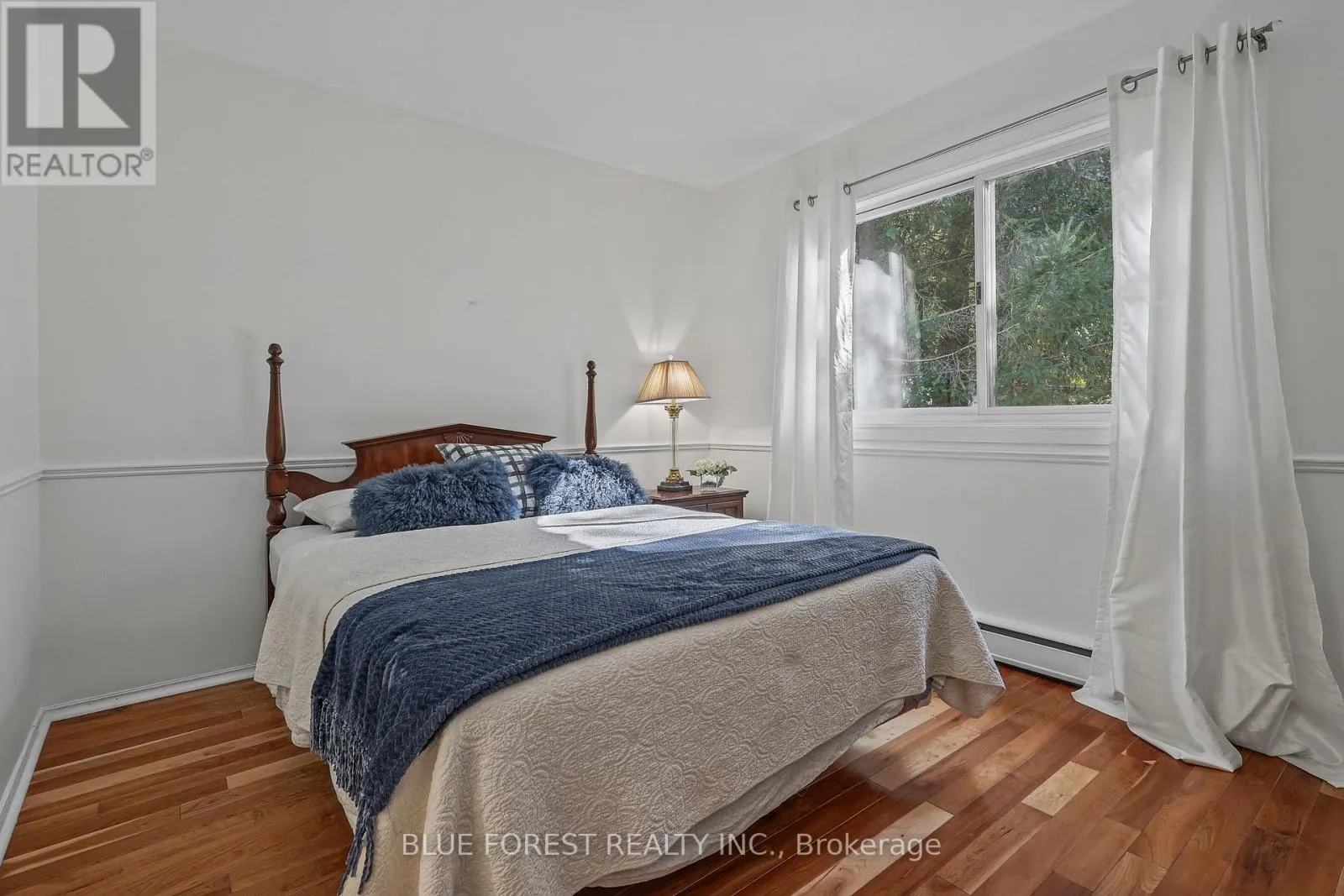 786 SPRINGBANK DRIVE