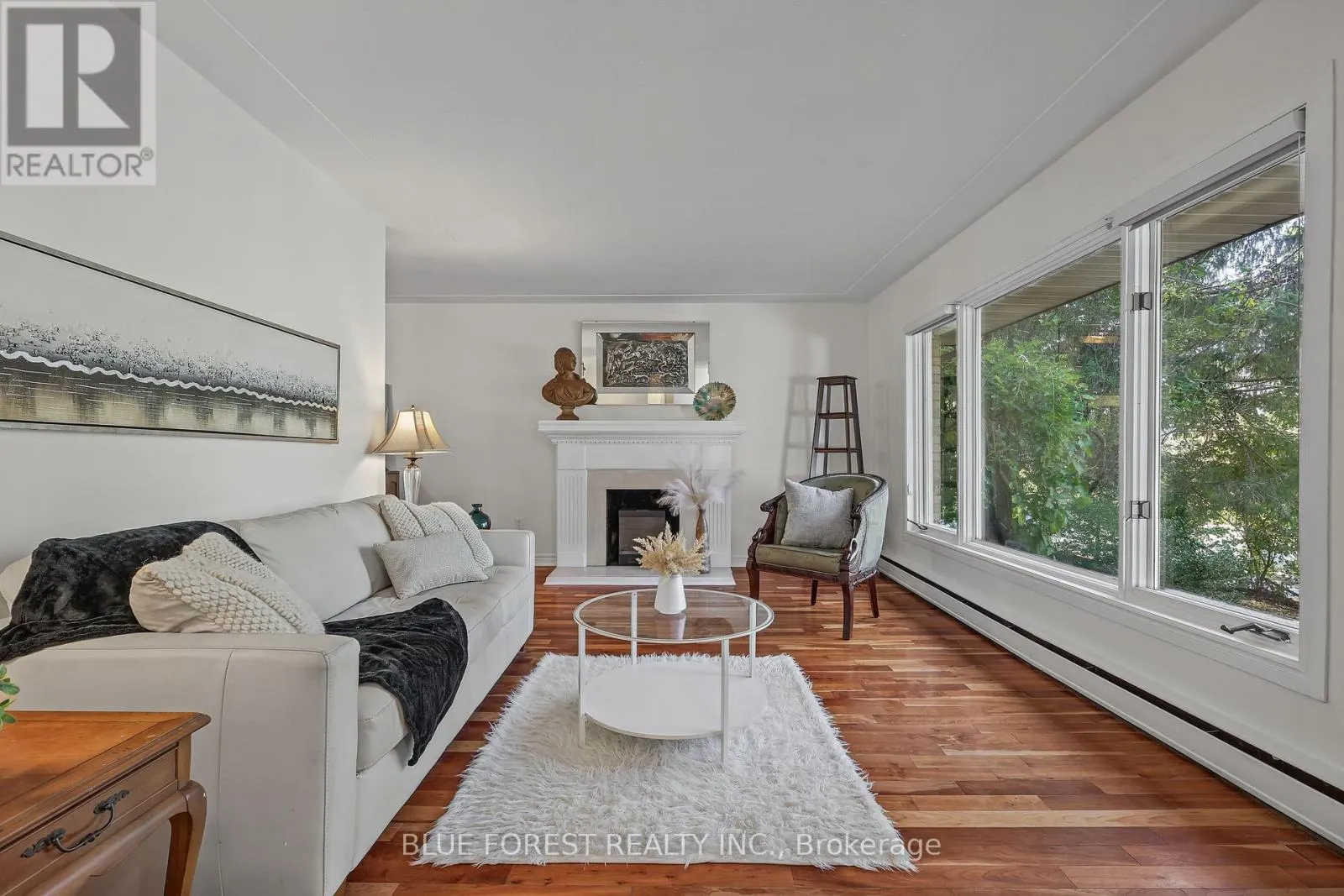 786 SPRINGBANK DRIVE