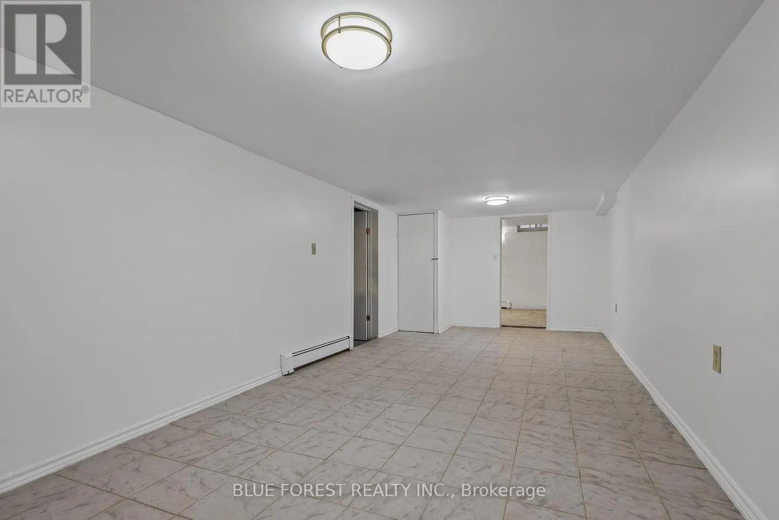 786 SPRINGBANK DRIVE