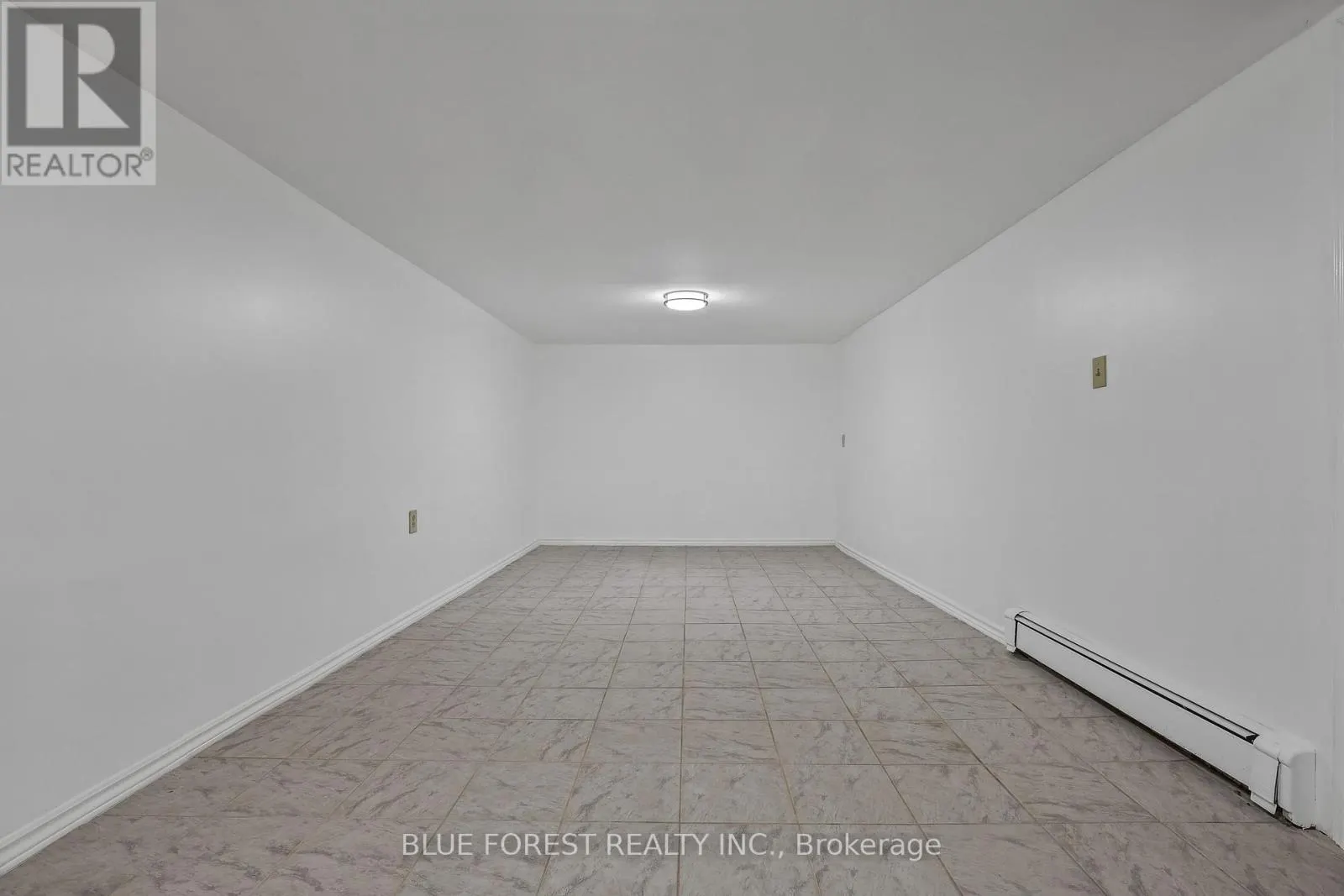 786 SPRINGBANK DRIVE