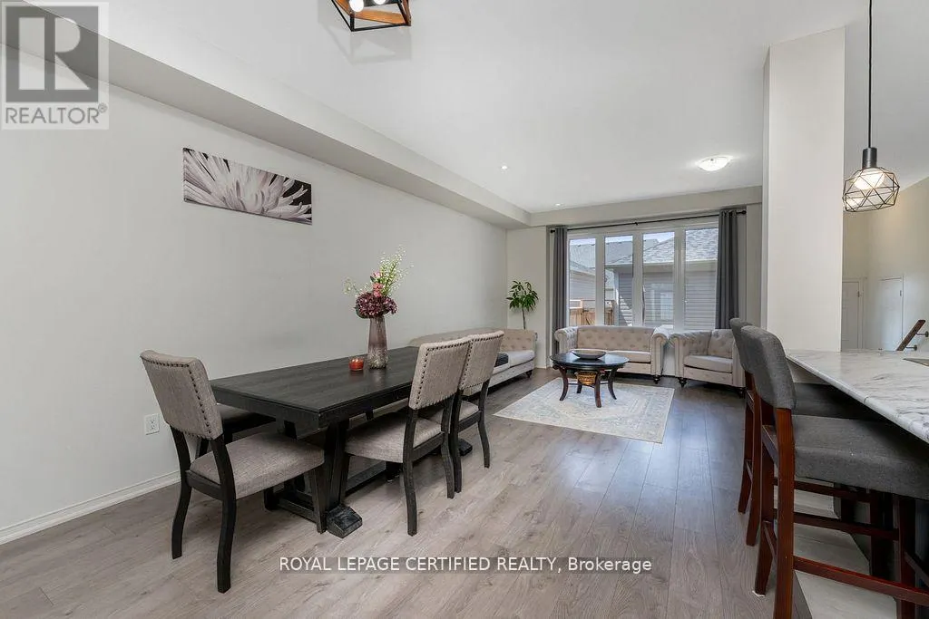 2 - 25 ELLIOT STREET E