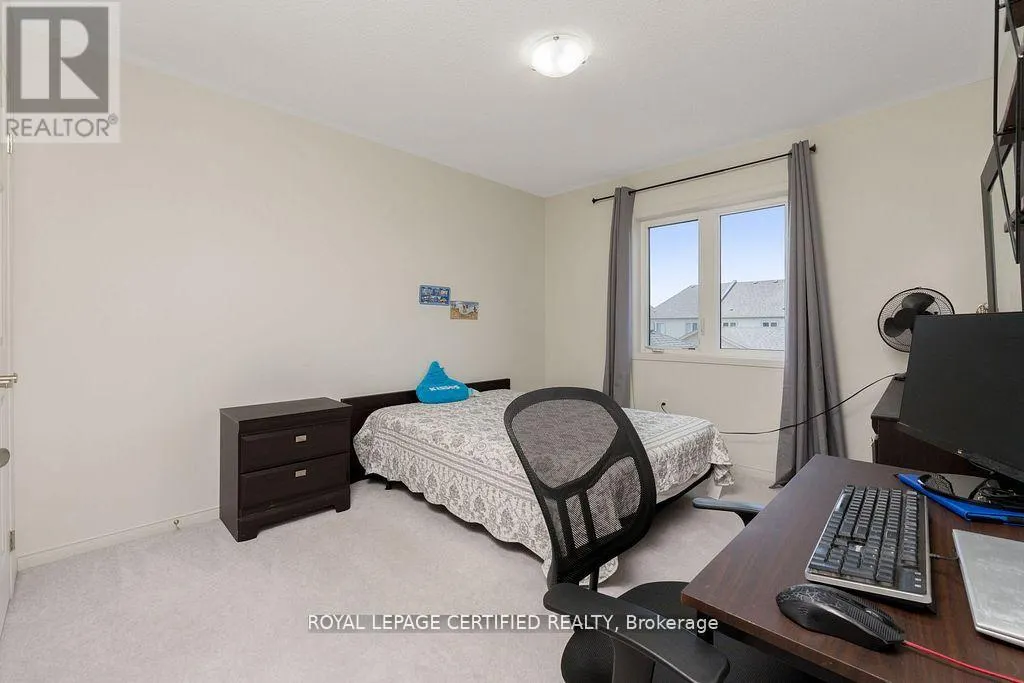 2 - 25 ELLIOT STREET E