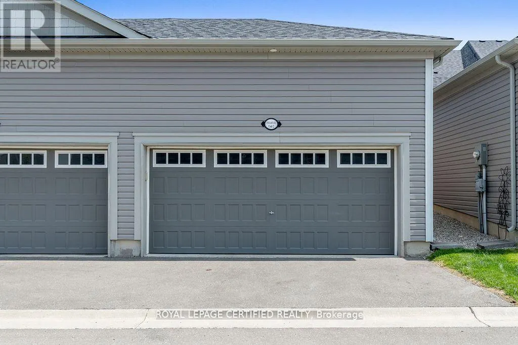 2 - 25 ELLIOT STREET E