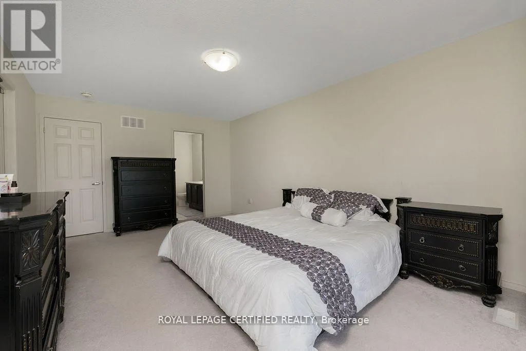 2 - 25 ELLIOT STREET E