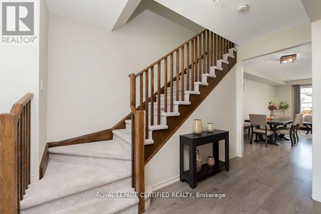 2 - 25 ELLIOT STREET E