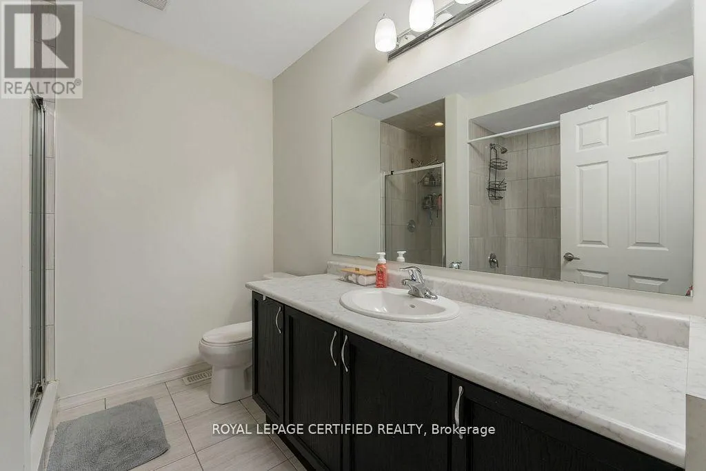 2 - 25 ELLIOT STREET E