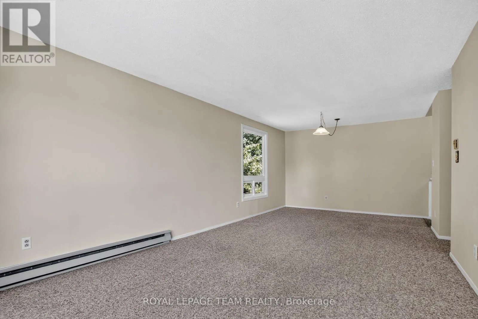 21 - 2 CHARLOTTE PLACE