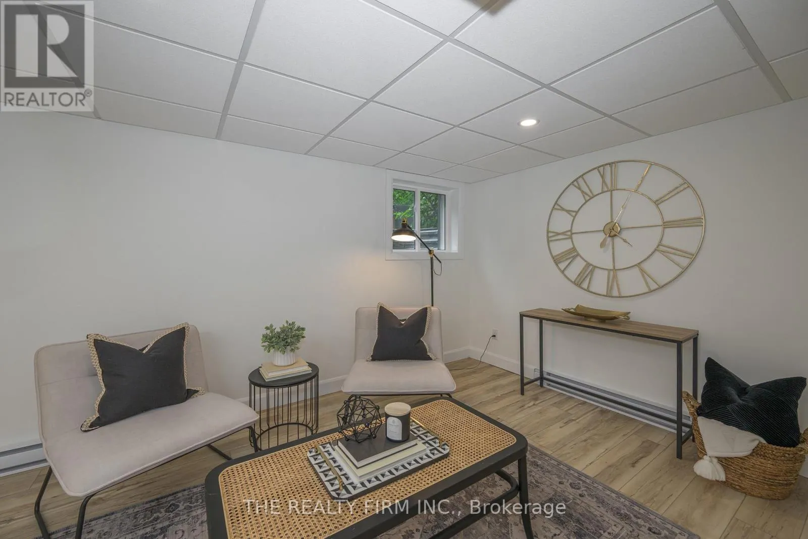 LOWER - 65 BYRON AVENUE E #Lower