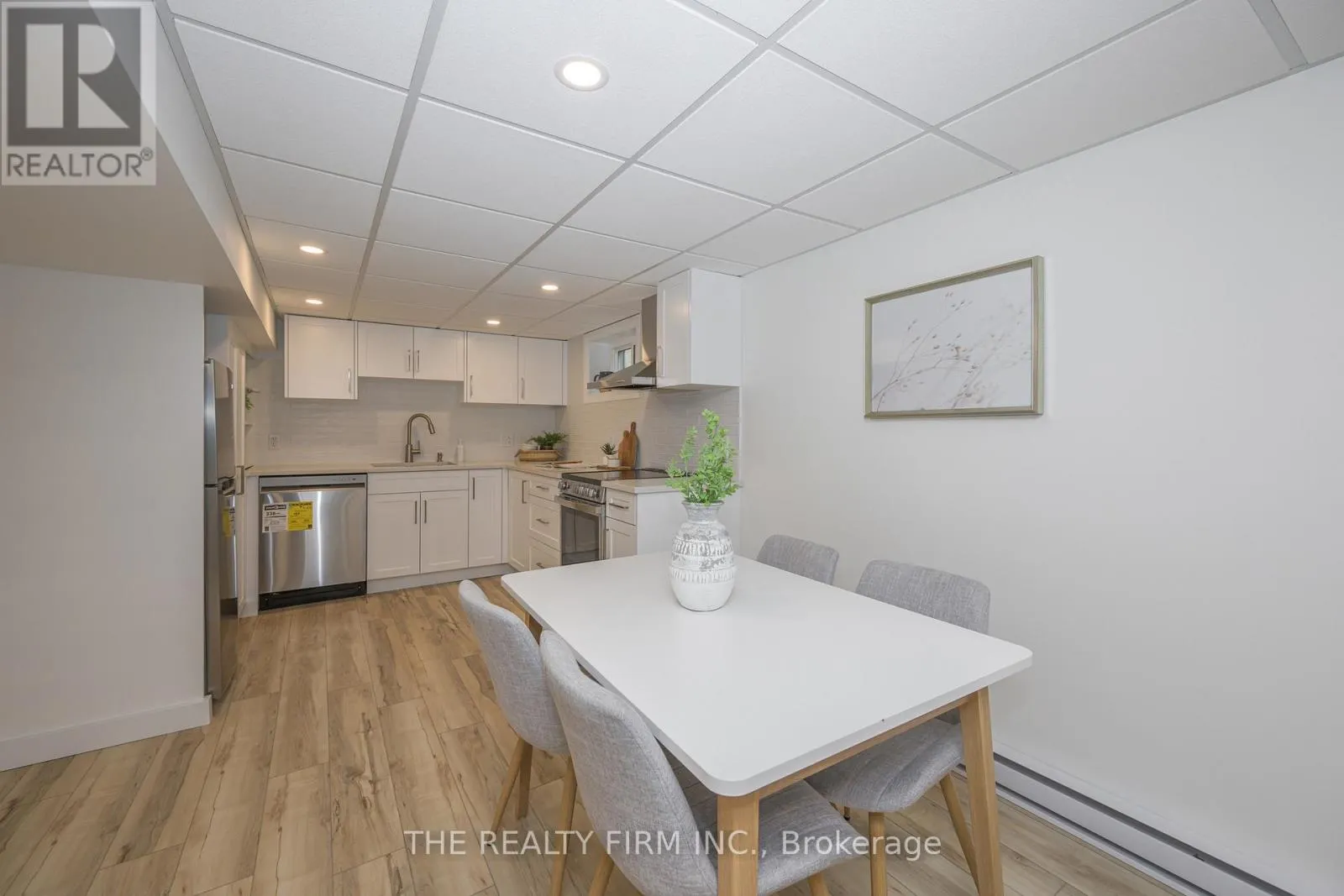 LOWER - 65 BYRON AVENUE E #Lower