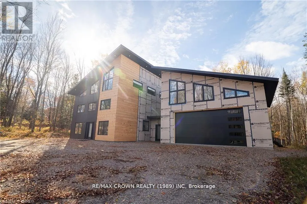 24 SUN VALLEY WAY