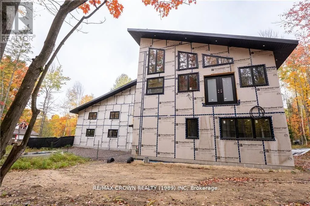 24 SUN VALLEY WAY