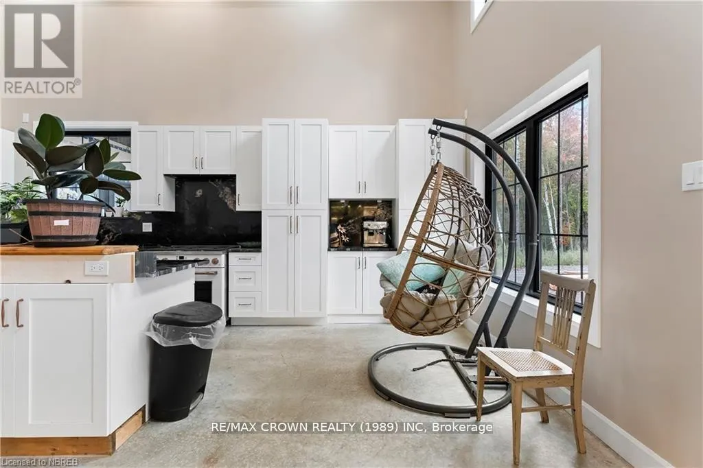 24 SUN VALLEY WAY