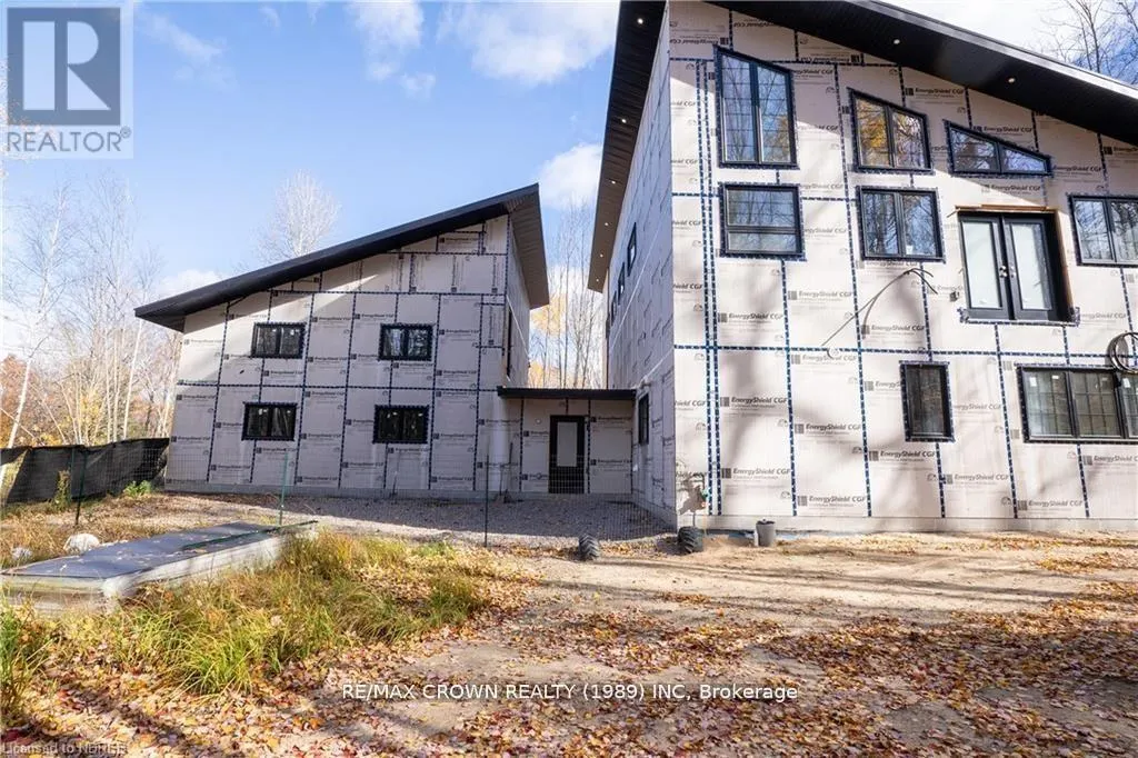 24 SUN VALLEY WAY