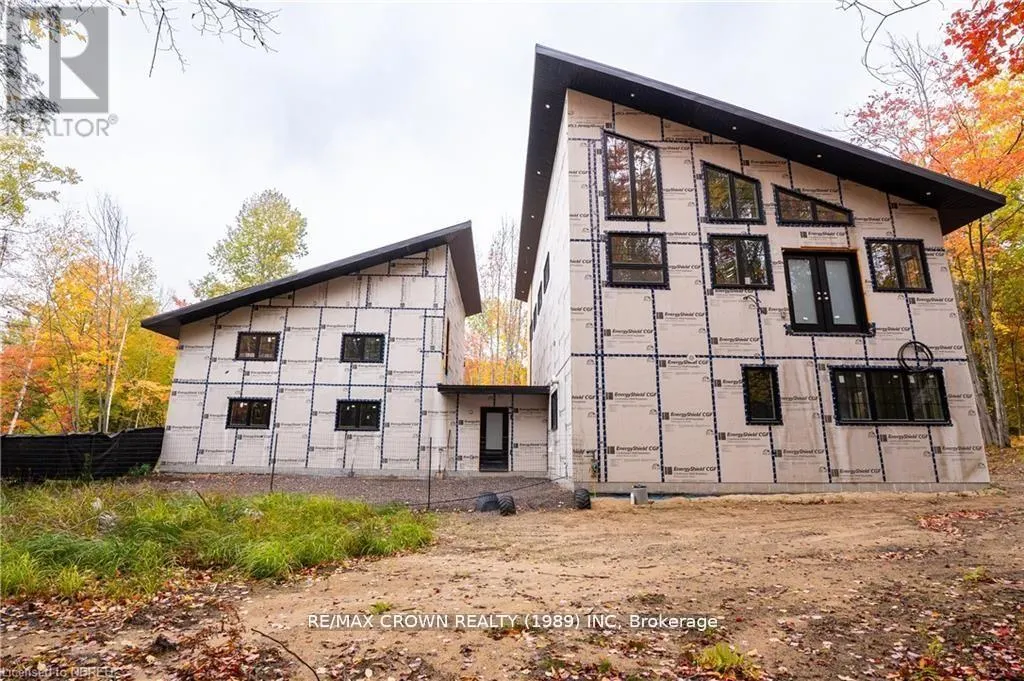 24 SUN VALLEY WAY