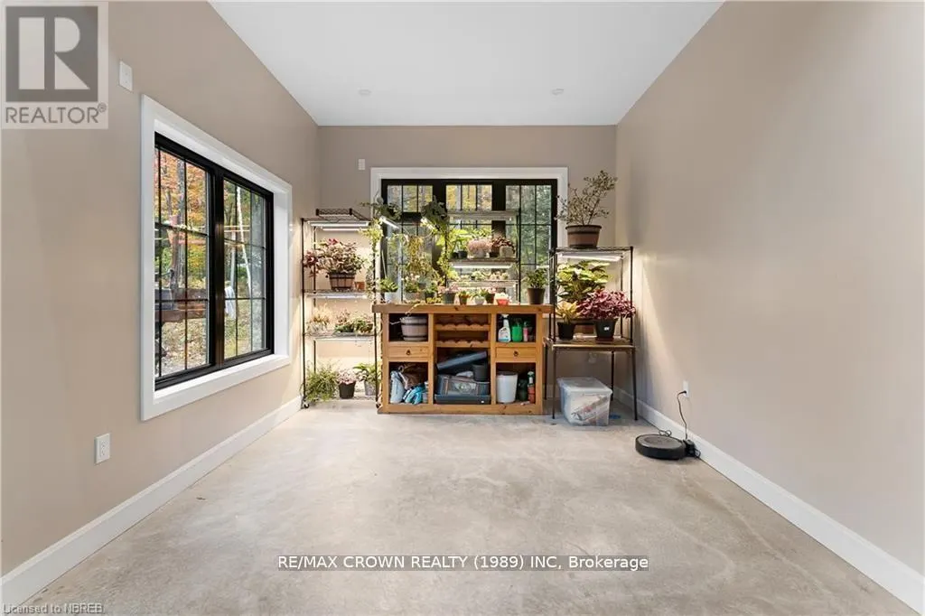 24 SUN VALLEY WAY