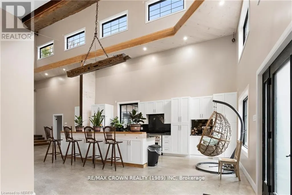 24 SUN VALLEY WAY