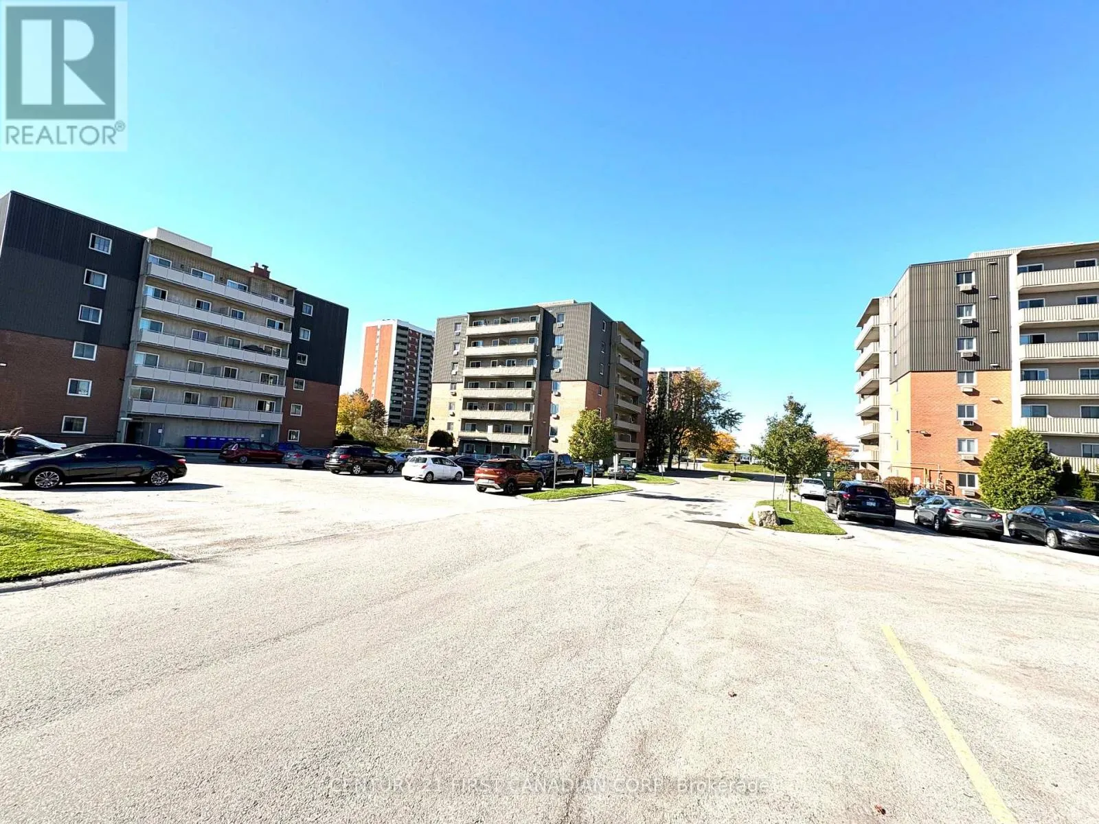 601 - 1102 JALNA BOULEVARD #601