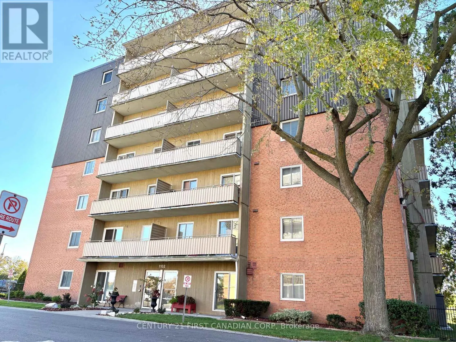 601 - 1102 JALNA BOULEVARD #601