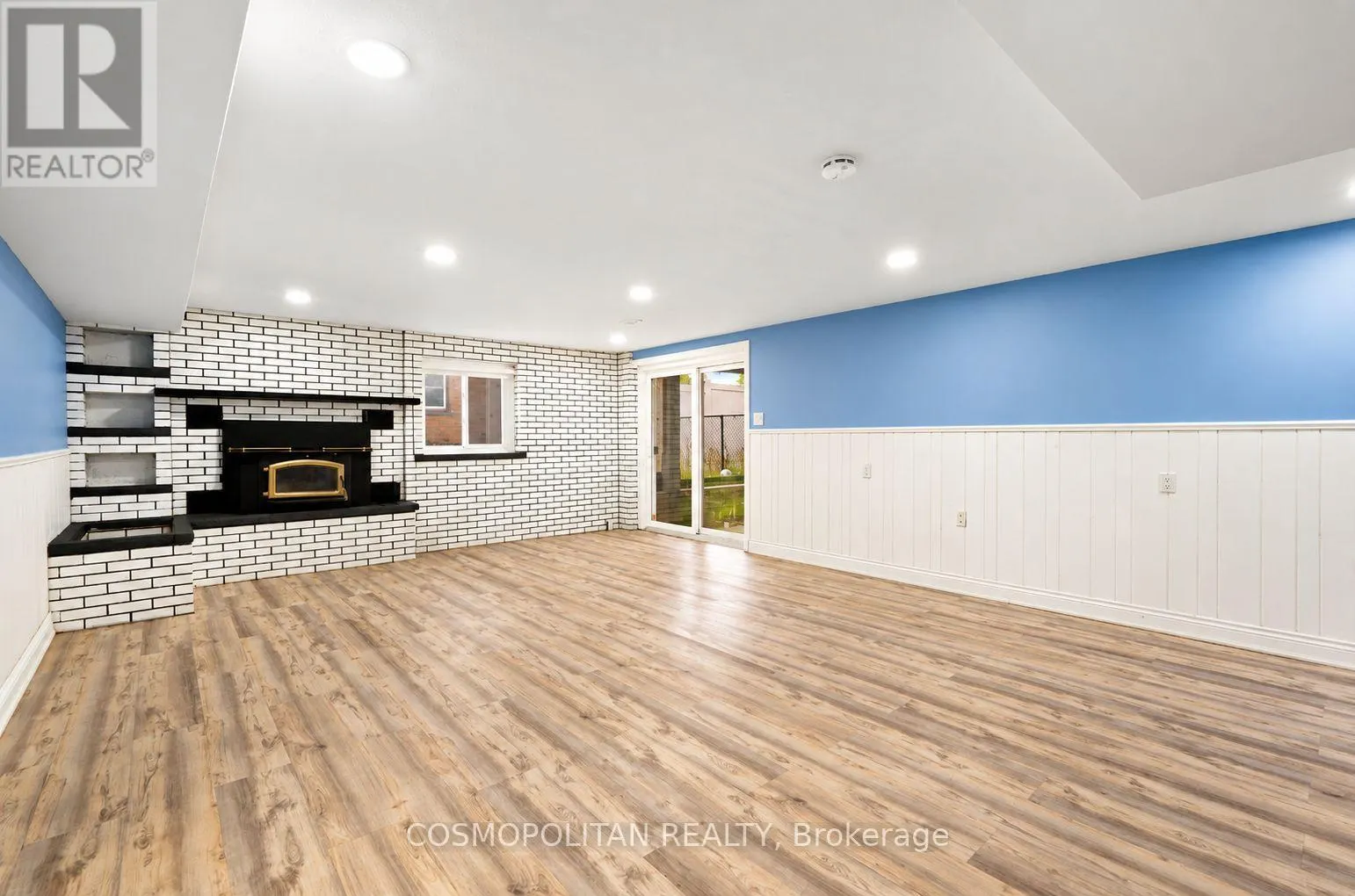431 NIAGARA BOULEVARD