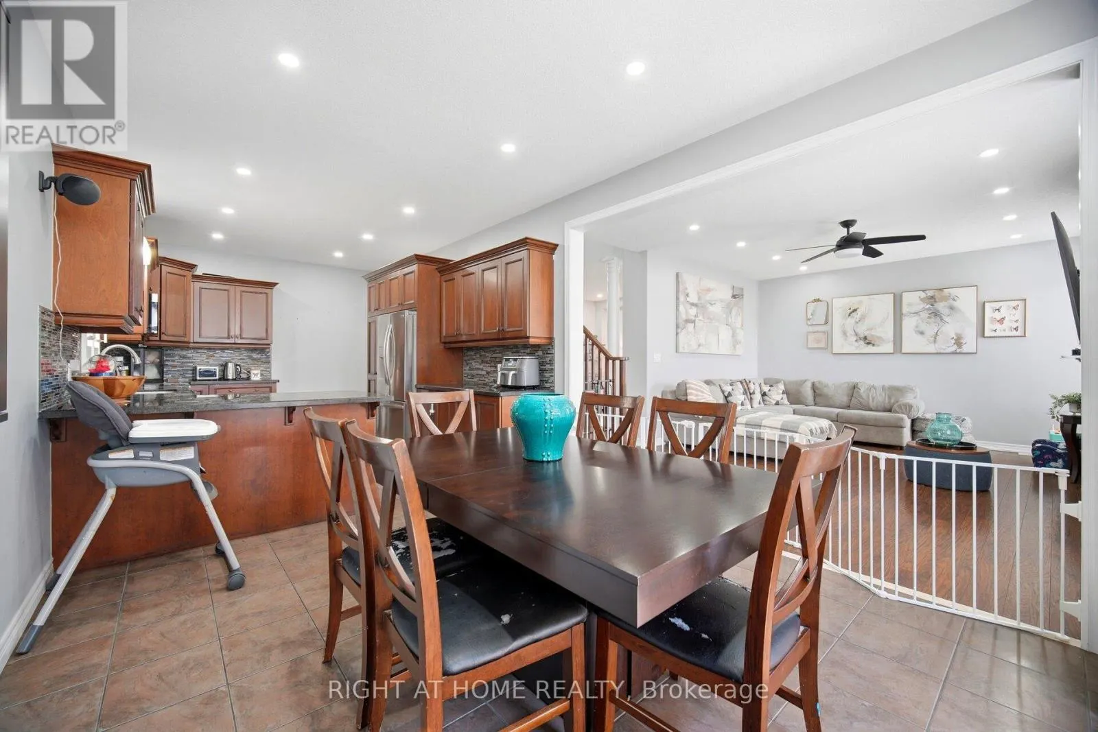 79 GARINGER CRESCENT