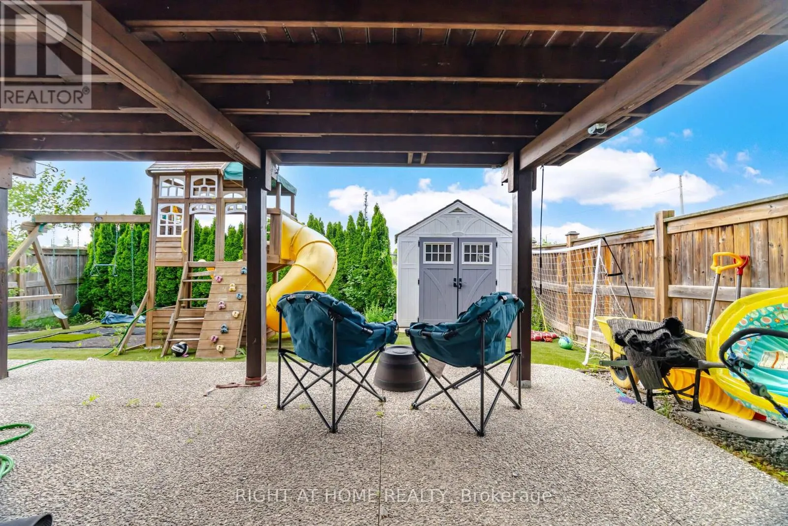 79 GARINGER CRESCENT