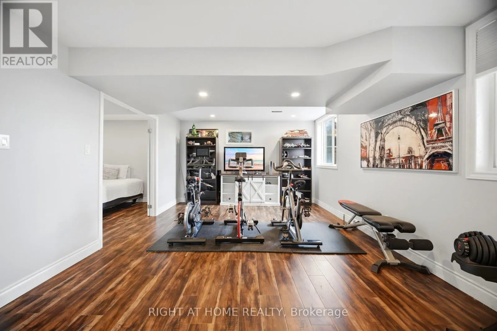 79 GARINGER CRESCENT