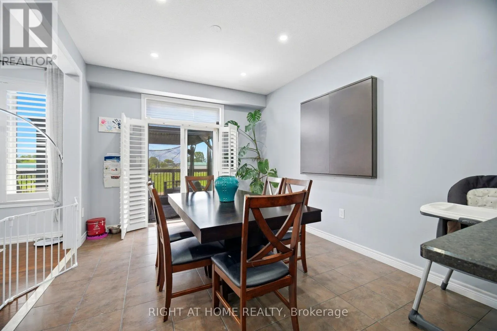 79 GARINGER CRESCENT