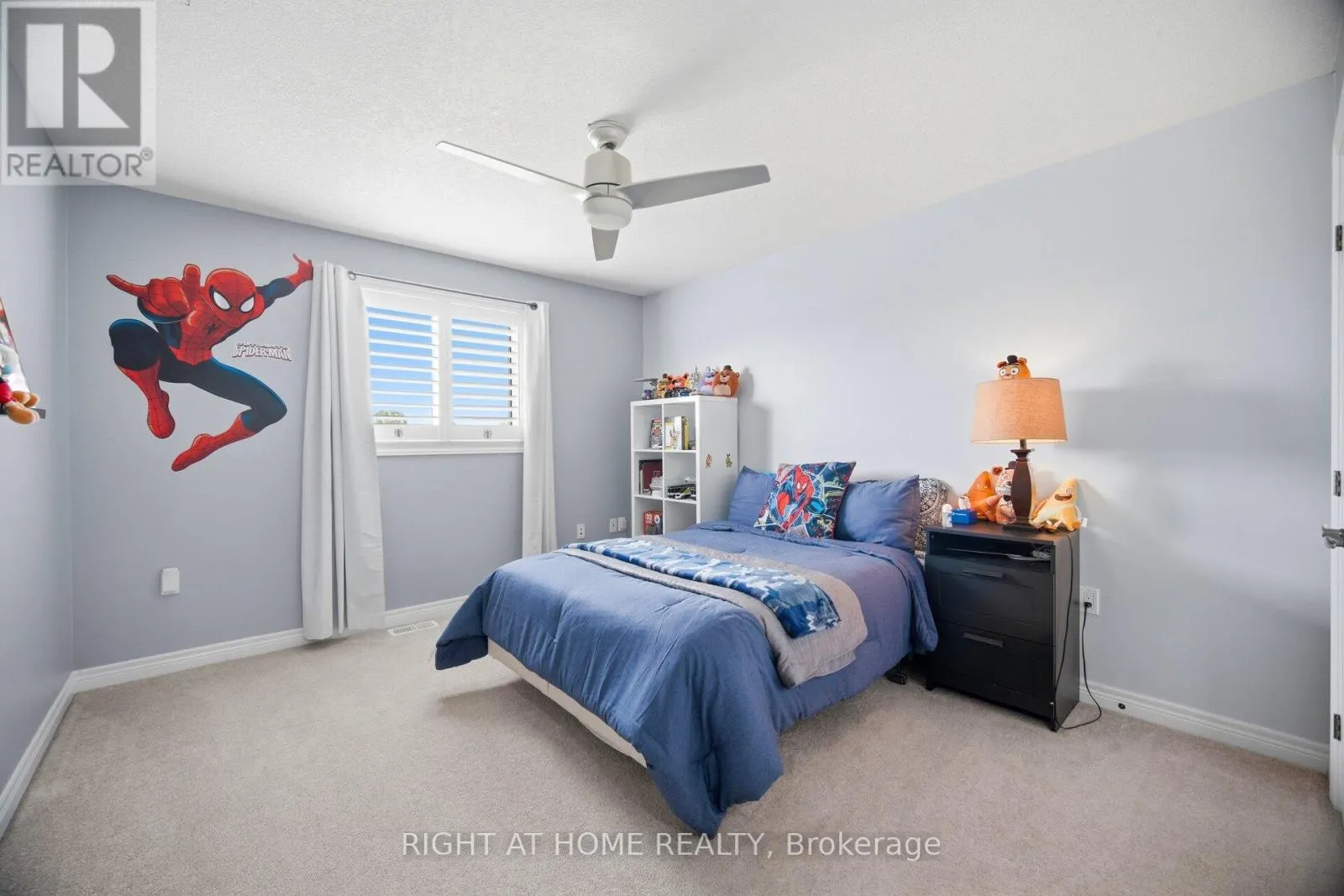 79 GARINGER CRESCENT