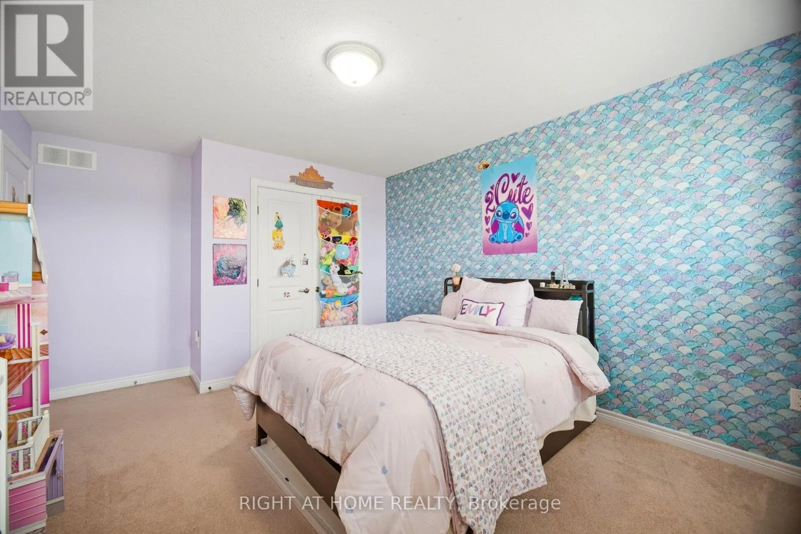 79 GARINGER CRESCENT