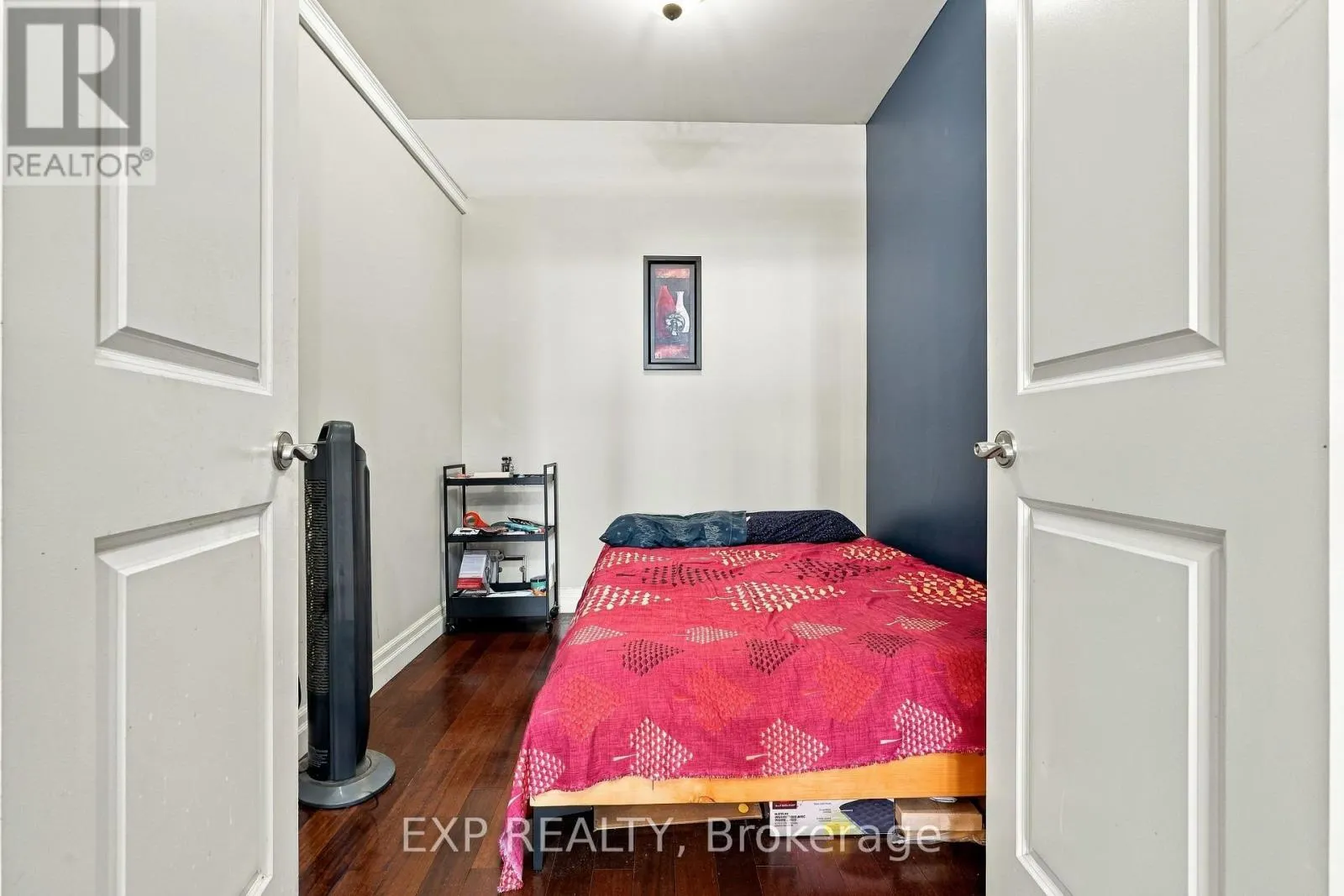106 - 555 KING STREET E