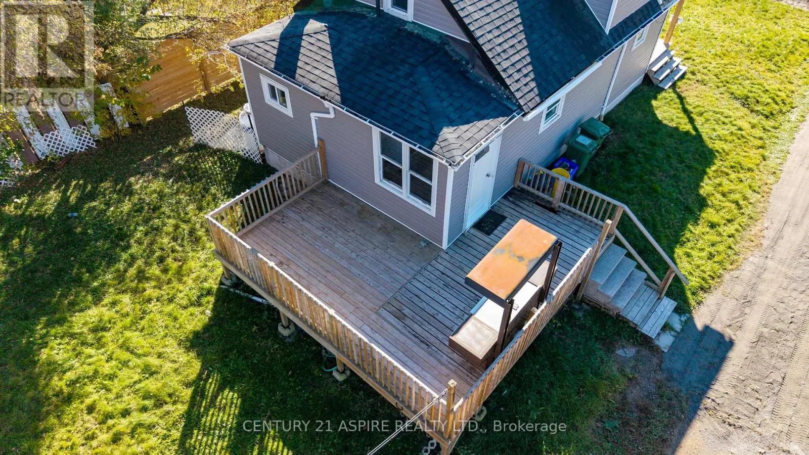 295 JULIEN STREET