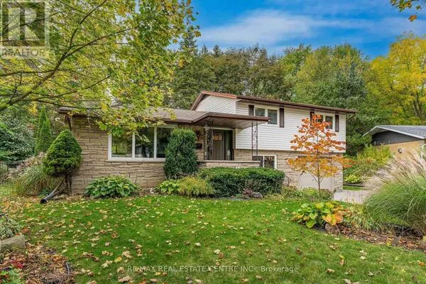 33 SHADYWOOD CRESCENT