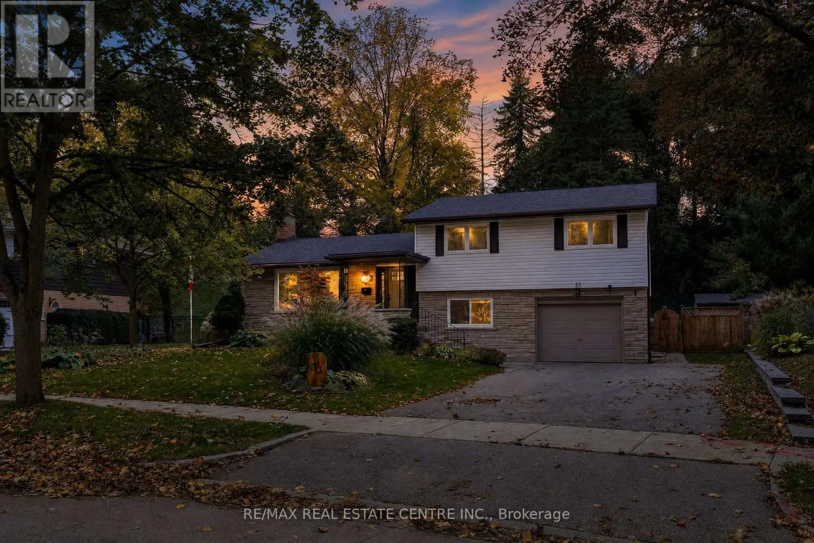 33 SHADYWOOD CRESCENT