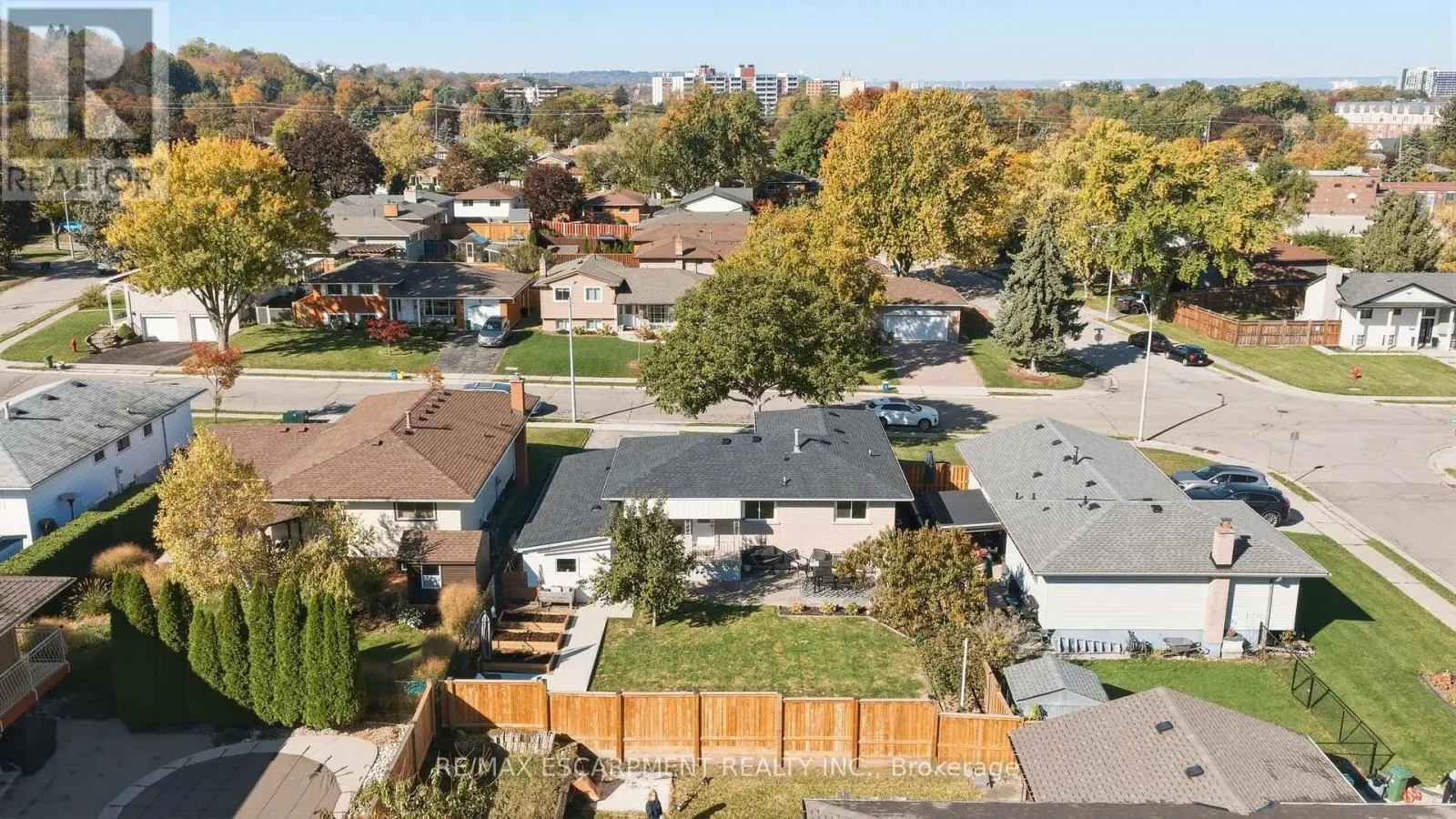 48 STONEY BROOK DRIVE