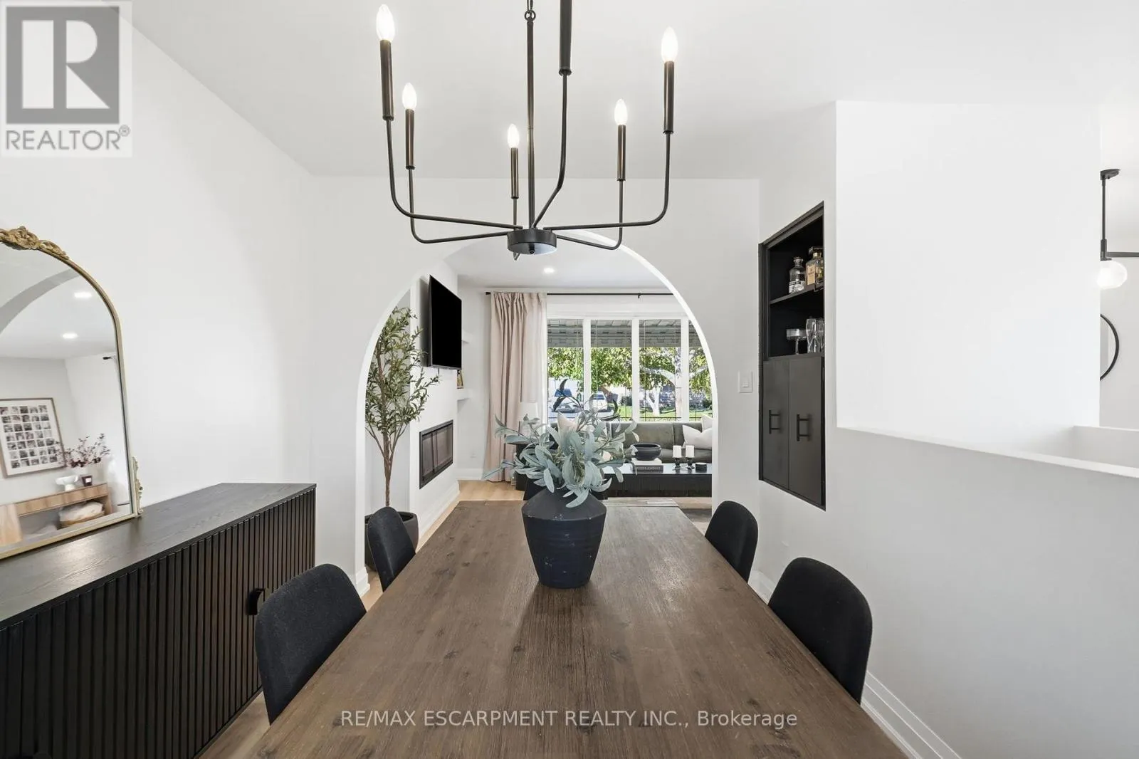 48 STONEY BROOK DRIVE