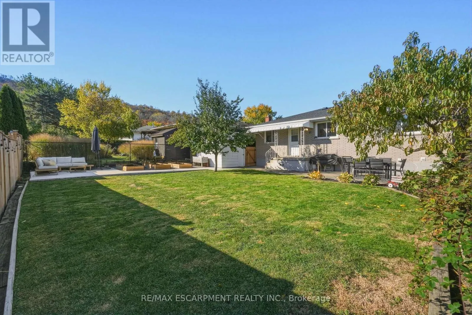 48 STONEY BROOK DRIVE
