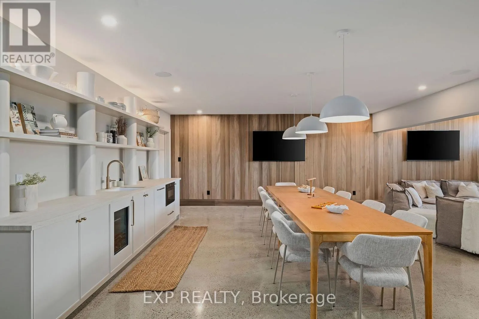 29 DEARING DRIVE