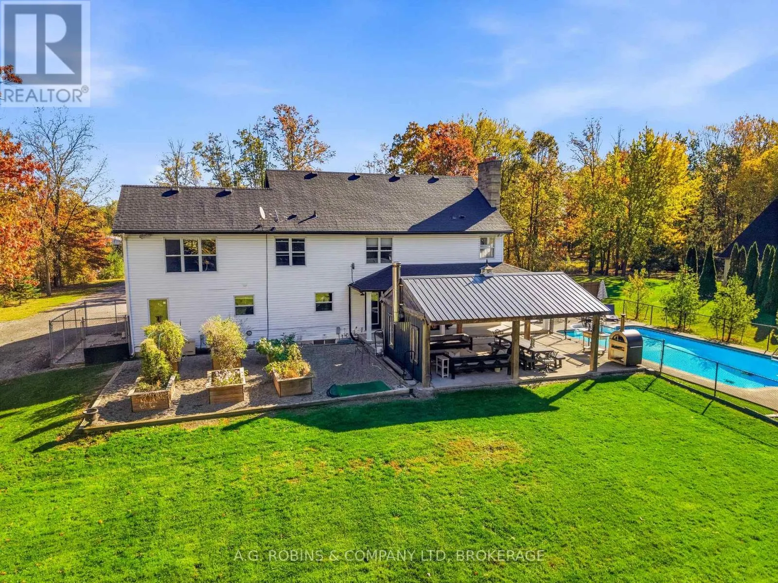 51268 TUNNACLIFFE ROAD S