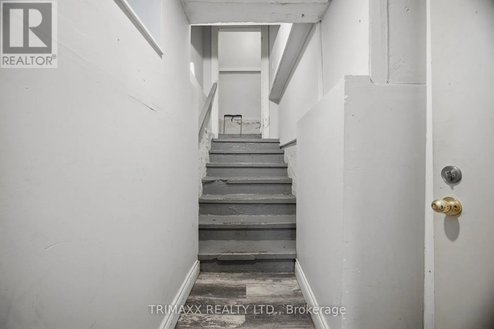 28 FIFTH STREET