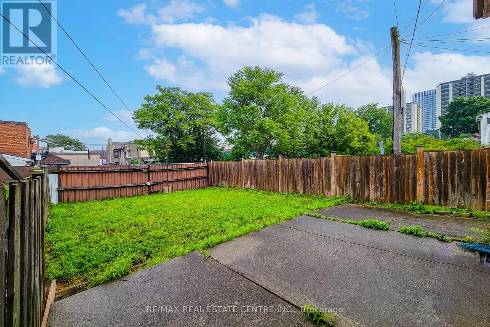 244 HUGHSON STREET N