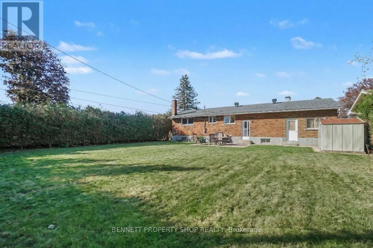18 KINGSBURY AVENUE