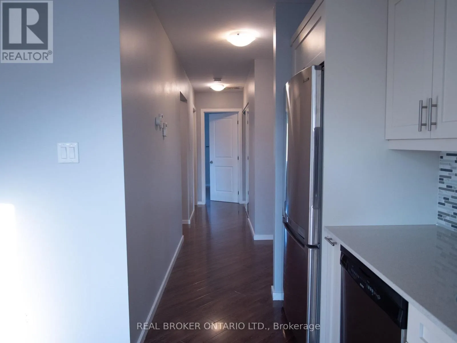 3 - 20 EMILY STREET