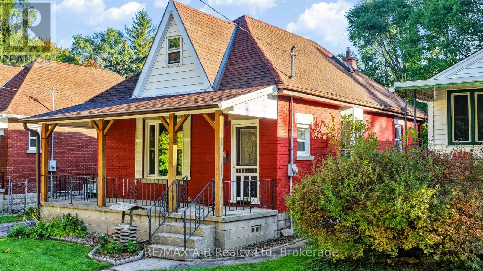 176 STERLING STREET